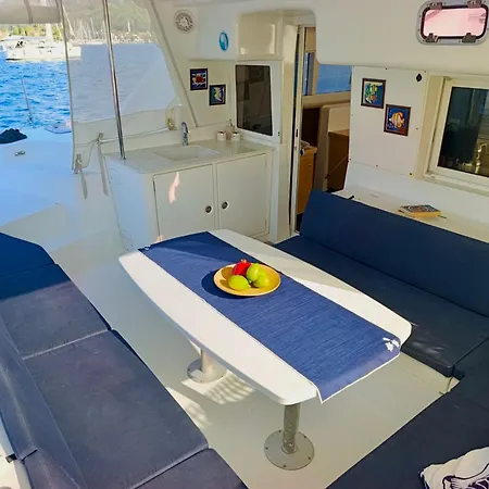 Botel Catamaran Yatch Tour Göcek